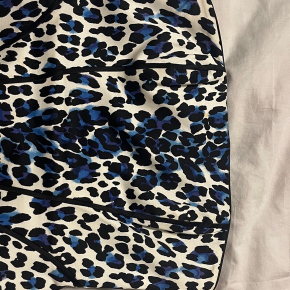 White House Black Market Animal Print Strapless Top - Picture 4 of 6